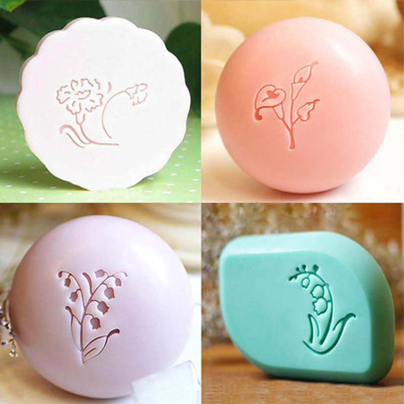 Klein Bloempatroon Handgemaakt - Soap Stamp Custom recensie en prijs